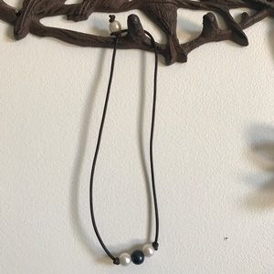 REAL fw pearl and high quality leather necklace